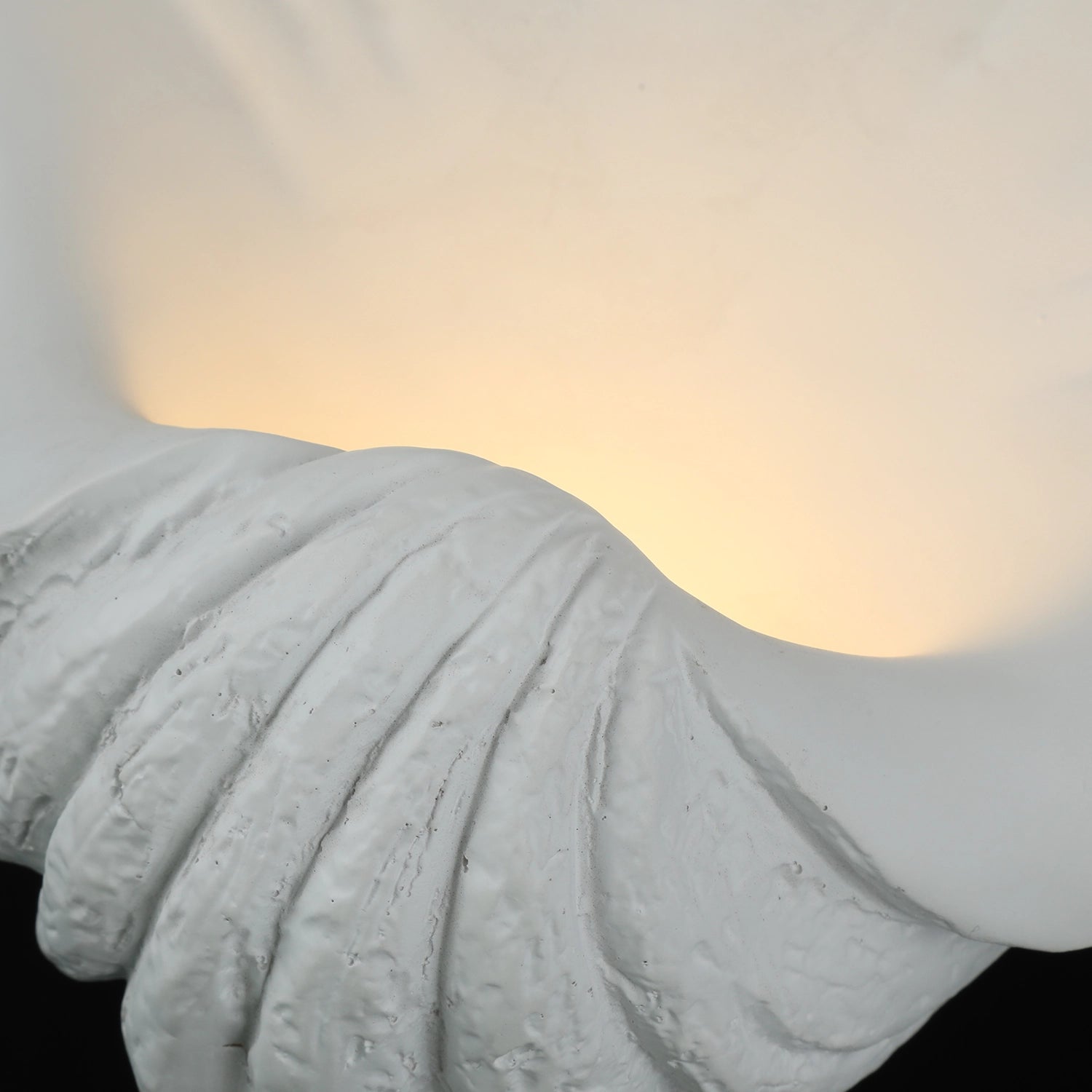 ShellAura White Resin Wall Light