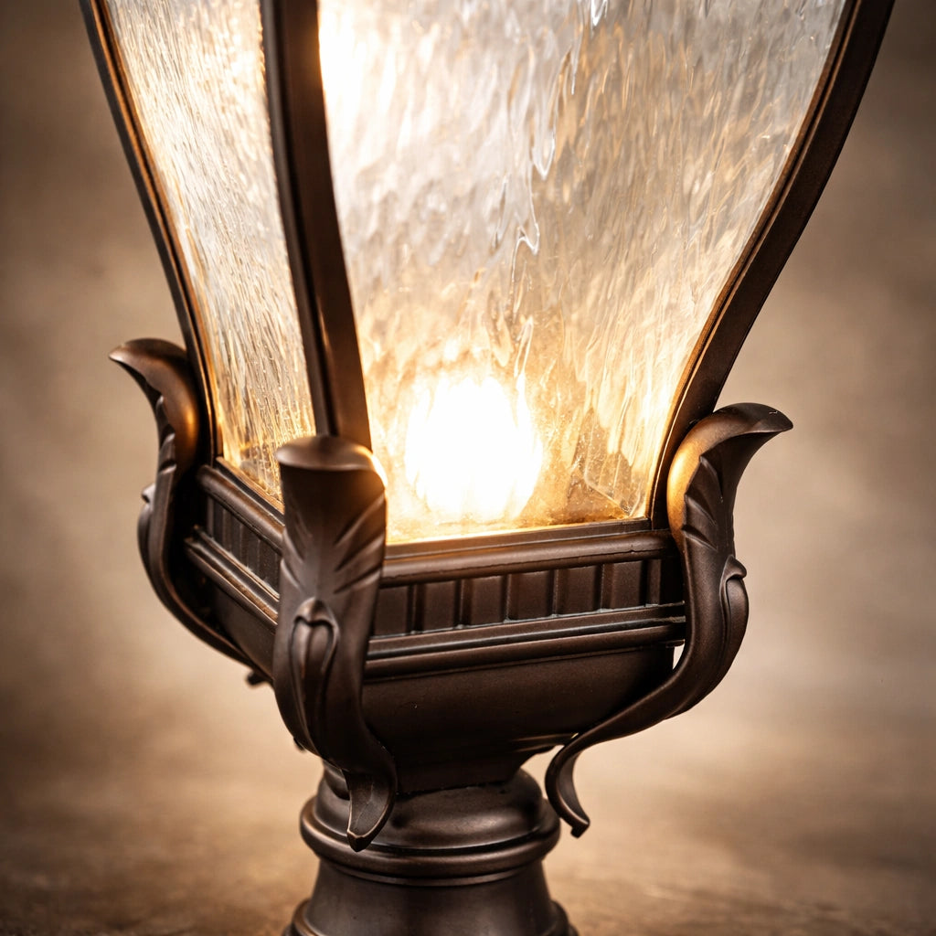 RegalCrown Gate Pillar Lantern Light