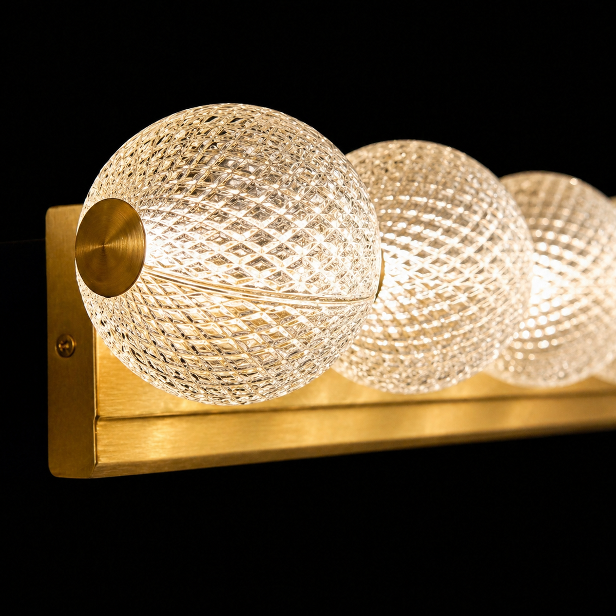 Globo's Chorus 5 LED Wall Lamp