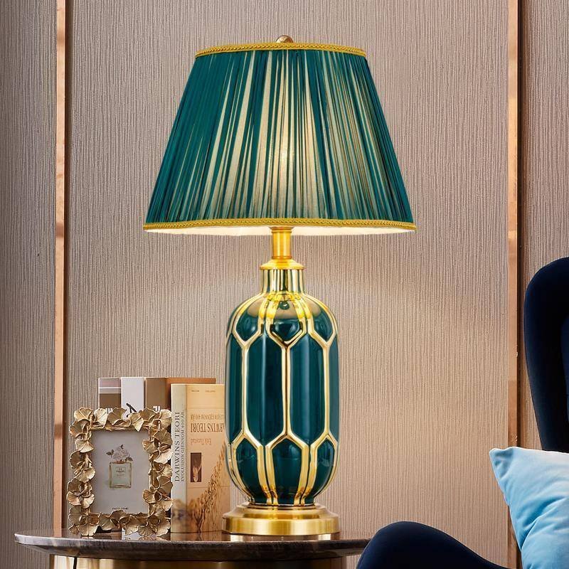 Green Gleam (Ceramic, Fabric) Table Lamp