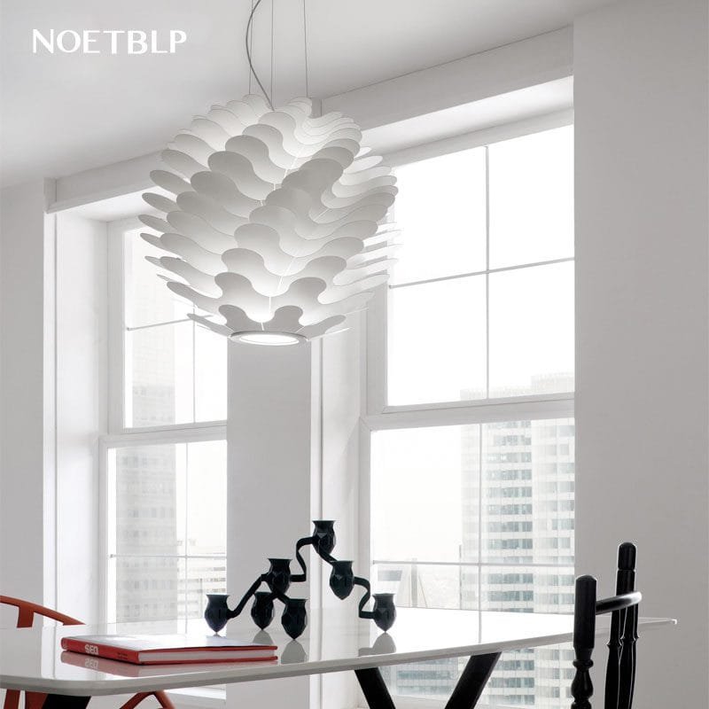 Blumz Wynteraz White Chandelier