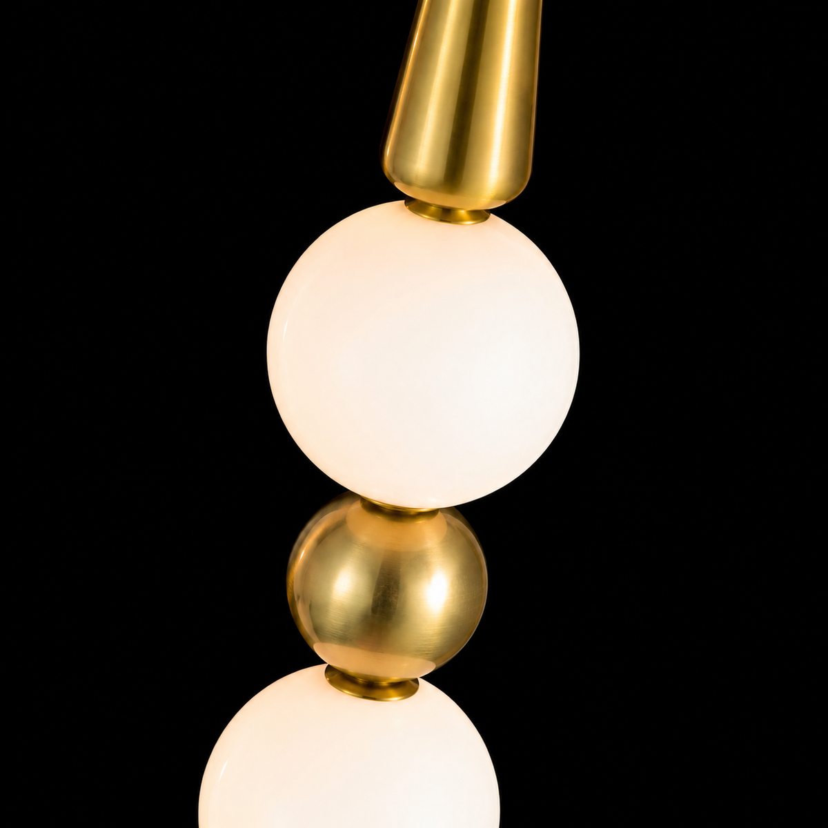 Auric Cascade Pendant Light – Modern Luxury with Timeless Elegance