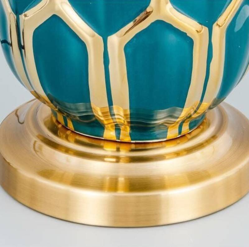 Green Gleam (Ceramic, Fabric) Table Lamp