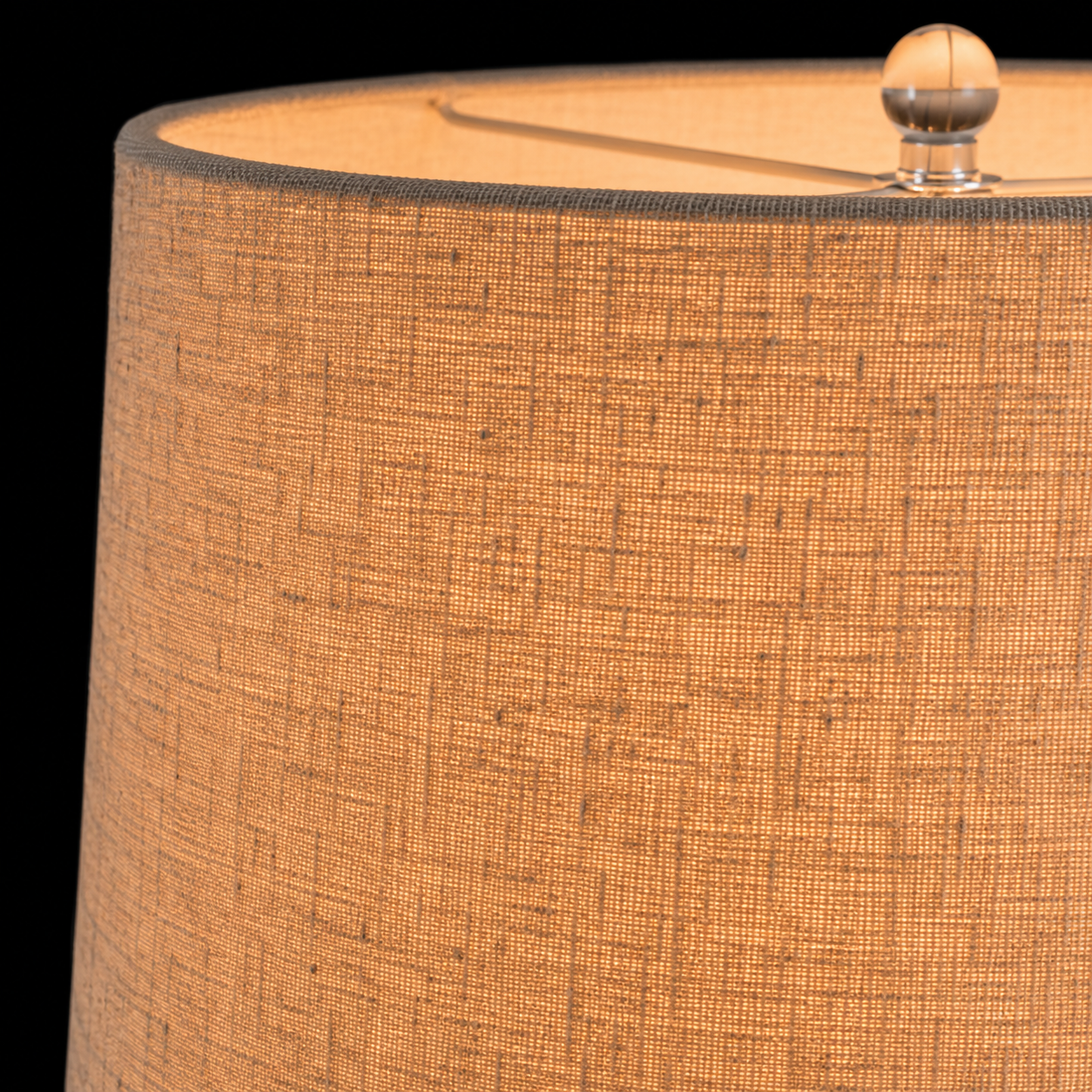 Dune Sculpt Ceramic Table Lamp