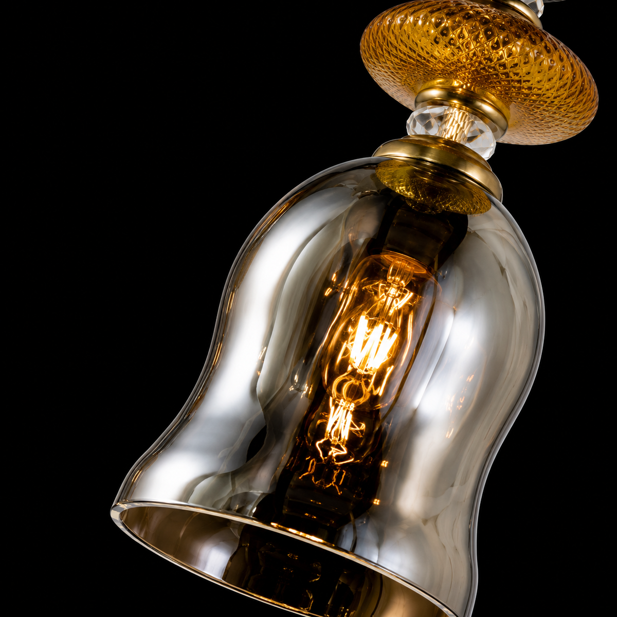 Noir Luxe Pendant Light – Sophisticated Artistic Luxury Lighting