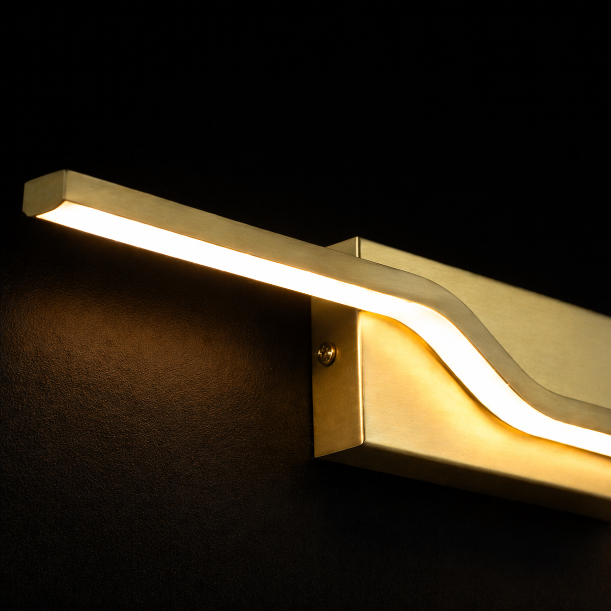 LumaWave Modern Gold LED Wall Light