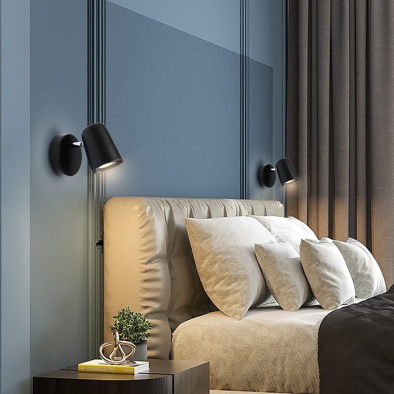 Sculpted Chic Black Wall Lamp