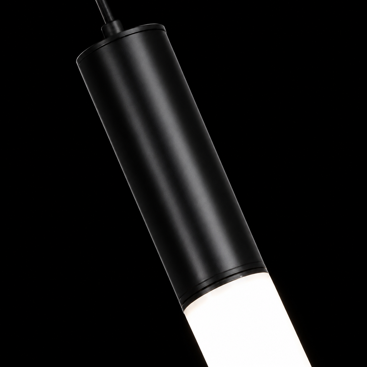 Closer LED Pendant Lamp