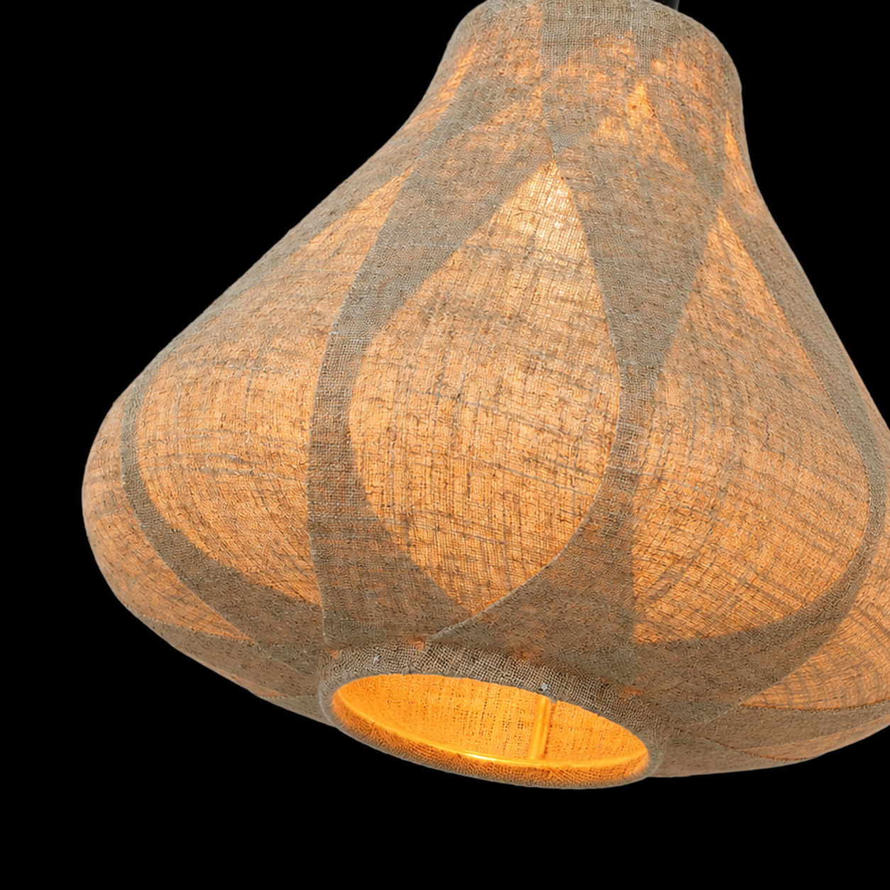 Elegance in Glow