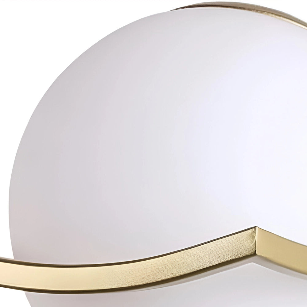 Brass Horizon Modern Wall Lamp