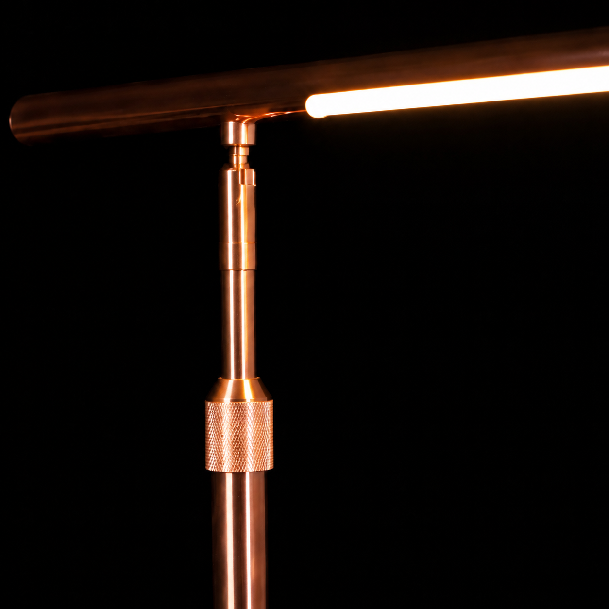 Aurex Linear Floor Lamp