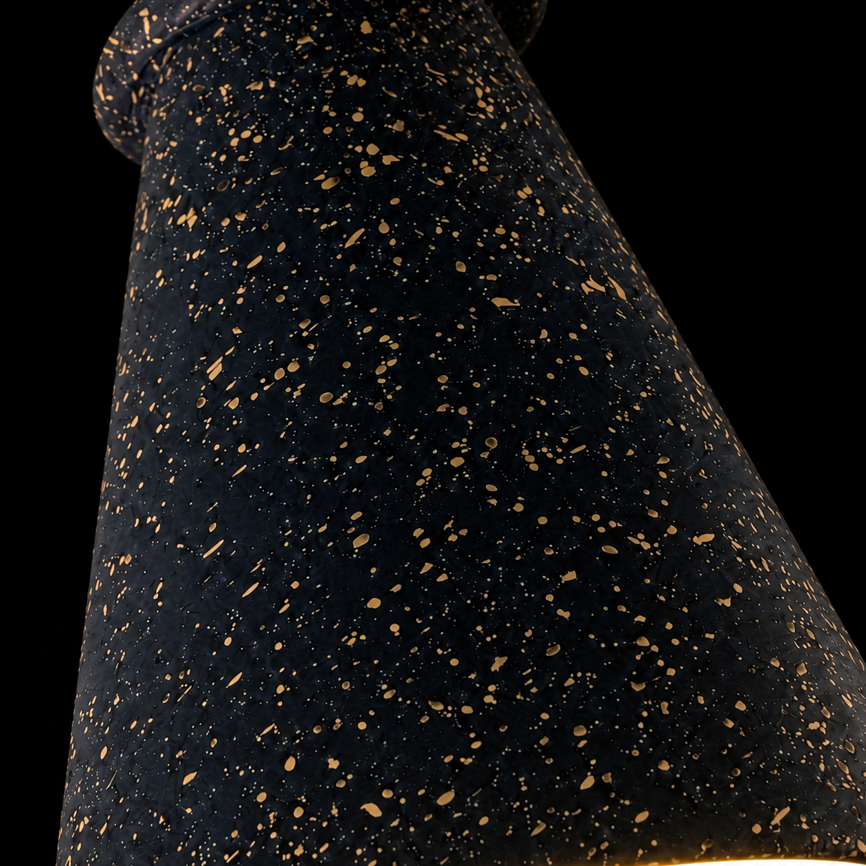 Noire Speckle Pendant