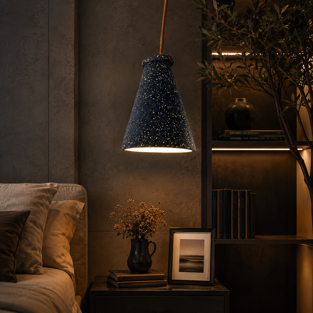 Noire Speckle Pendant