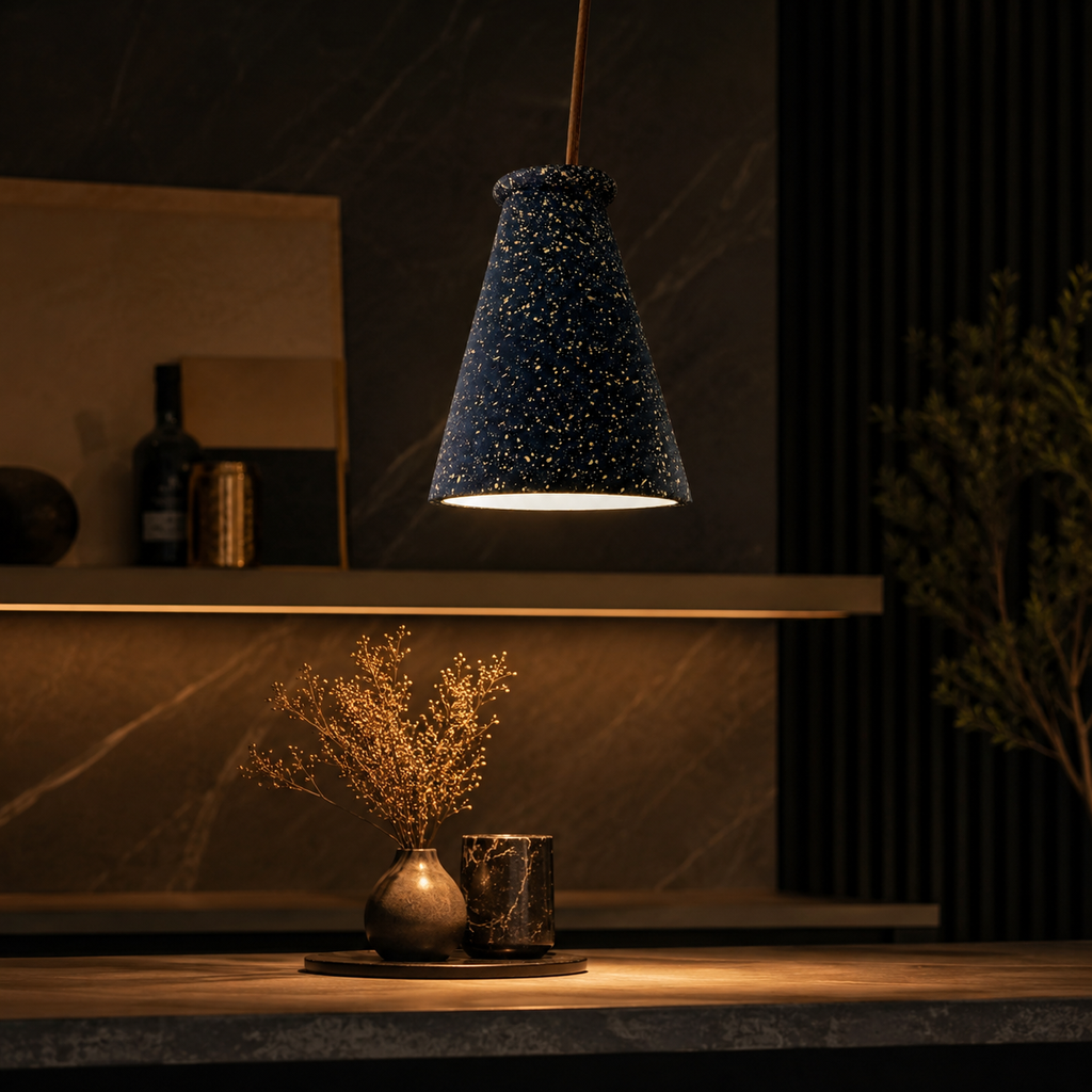 Noire Speckle Pendant