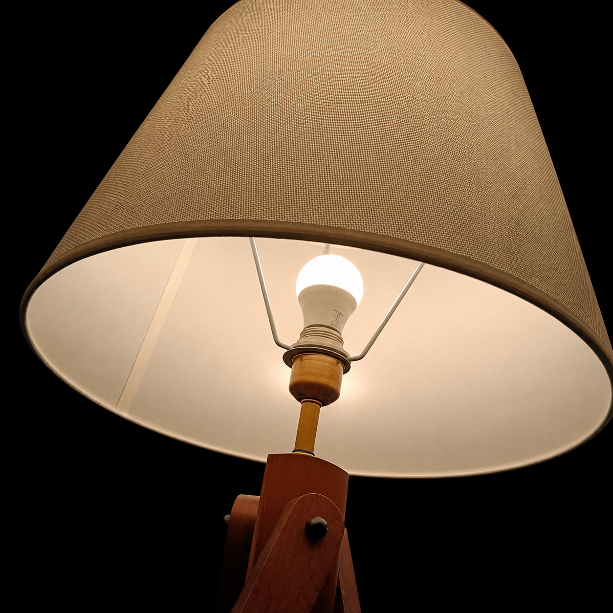 Modern Wooden Tripod Floor Lamp with Fabric Shade