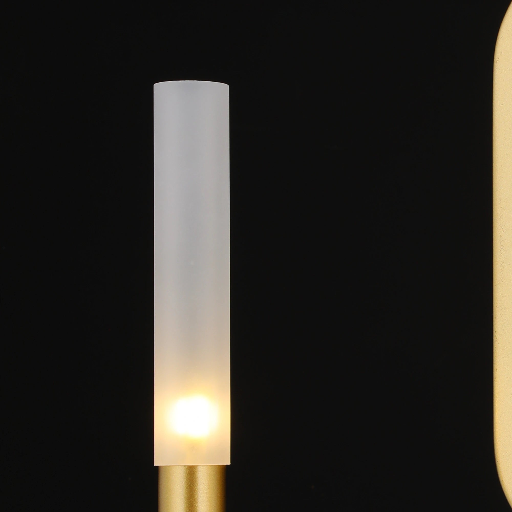 Duet Horizon Contemporary Gold Sconce