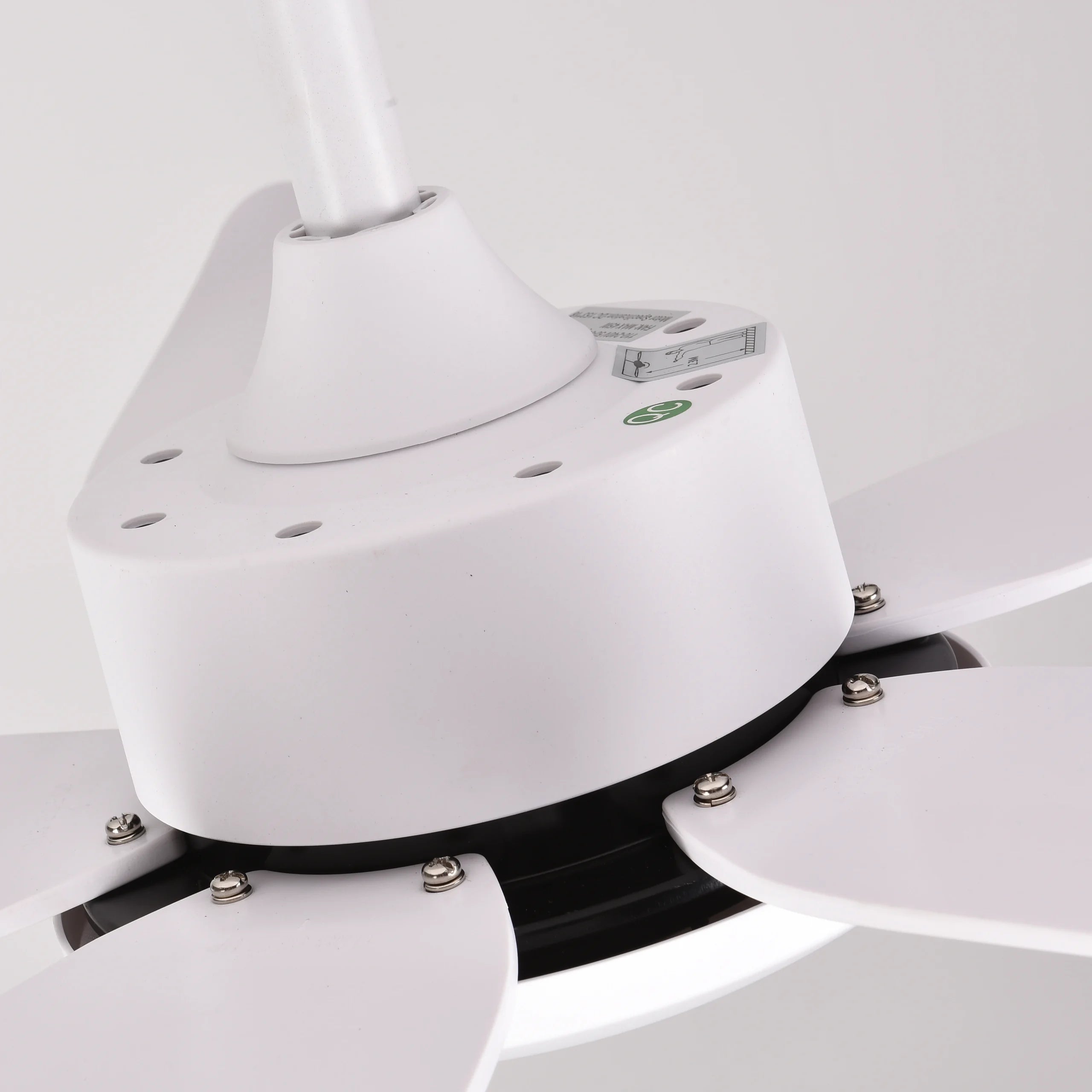 Falcon V (Pearl White) | 45W BLDC Motor | 1240mm | ABS Body