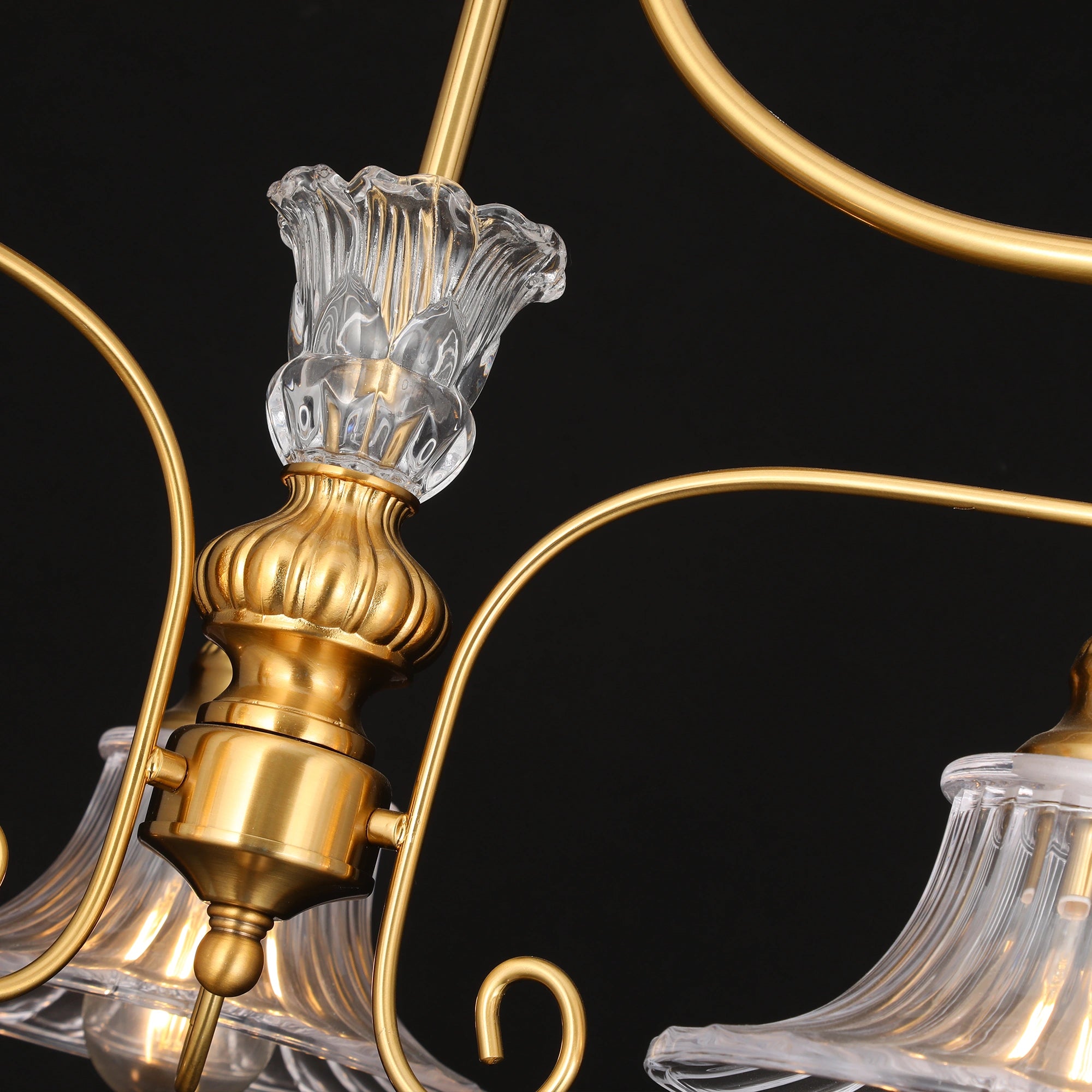 Heirloom Bloom - Vintage Style 3-light Gold Chandelier