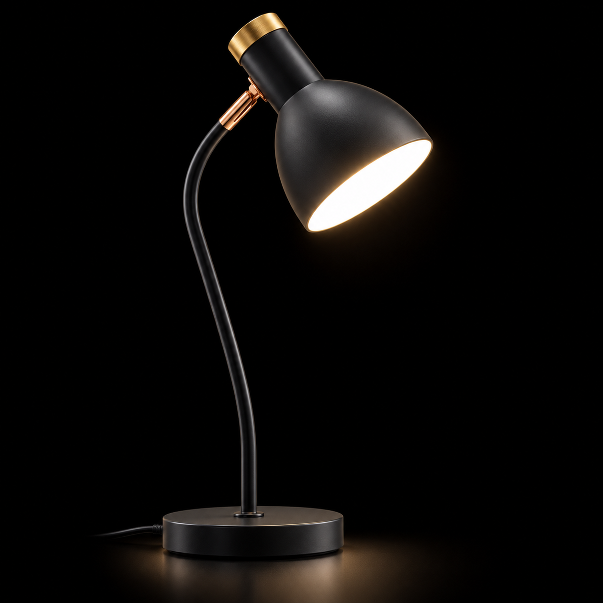 Anchor (Iron, Wood) Table Lamp