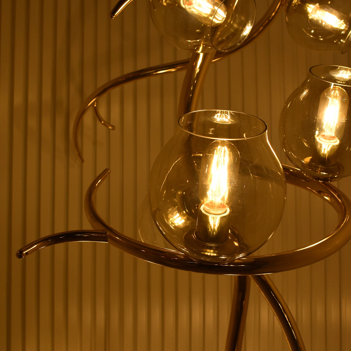Orion Fall Luxury Vertical Spire Chandelier