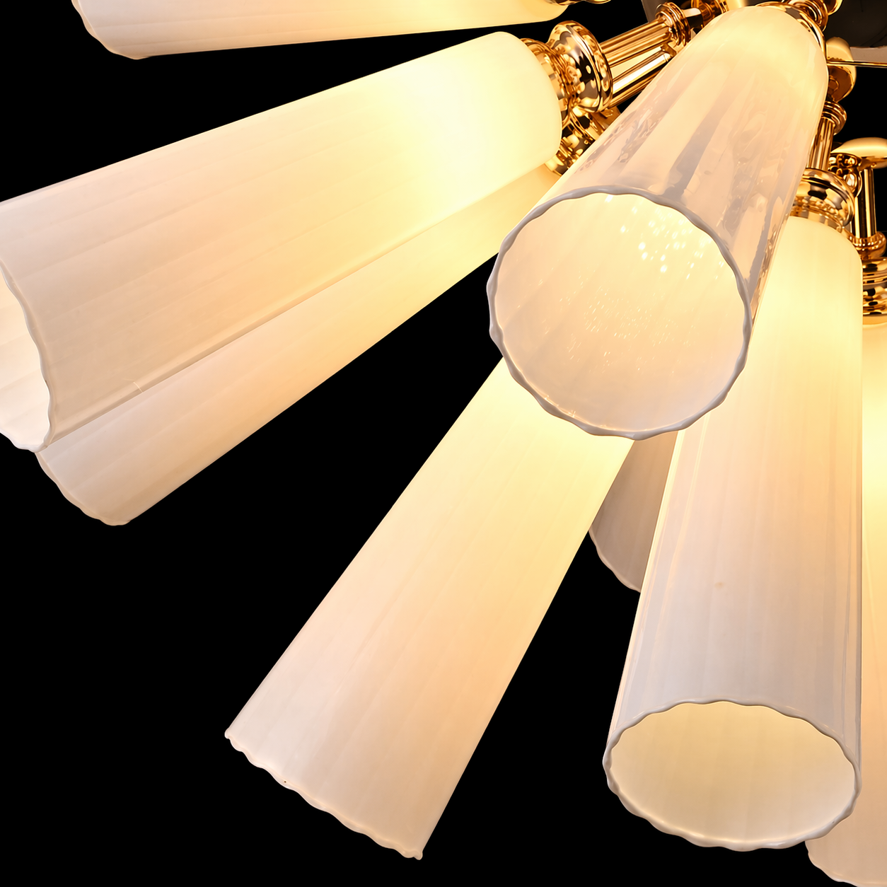 Aurora Hornburst Halo Chandelier